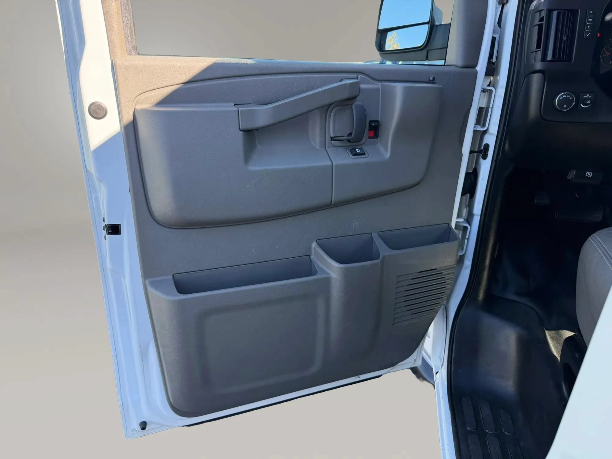 Used 2023 Chevrolet Express 2500 Extended w/ Driver Convenience Package RWD image 11