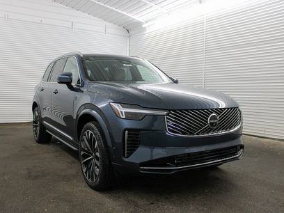 New 2026 Volvo XC90 B6 Plus w/ Protection Package Premier