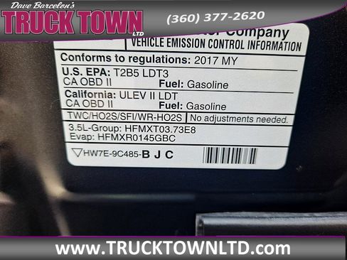 Used 2017 Ford Explorer XLT w/ Equipment Group 201A image 10