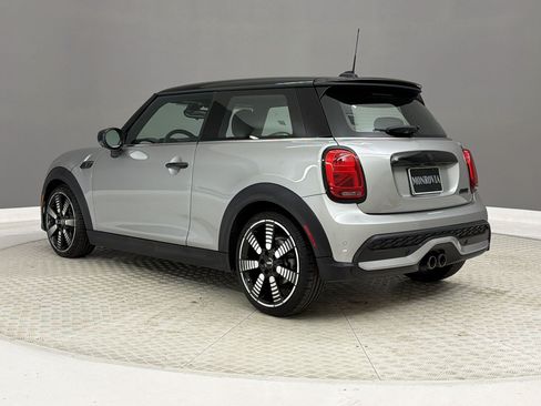 Used 2024 MINI Cooper S FWD image 3