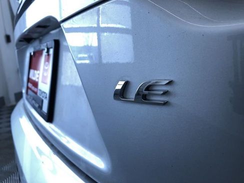 Certified 2025 Toyota Corolla LE image 15