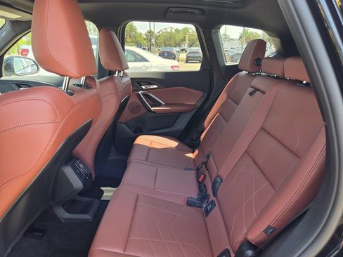 Used 2026 BMW X1 xDrive28i AWD/4WD image 29