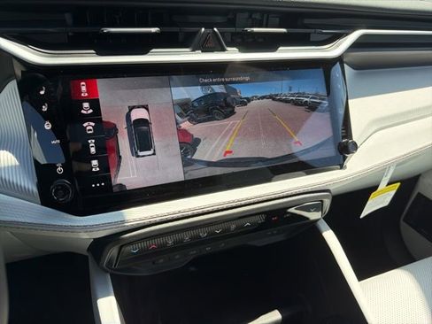 New 2026 Jeep Cherokee Overland AWD/4WD image 19