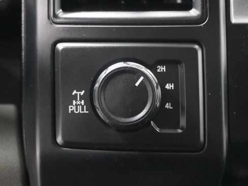 Used 2020 Ford F150 XL w/ Equipment Group 101A Mid AWD/4WD image 20