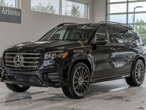 Used 2026 Mercedes-Benz GLS 450 4MATIC image 25