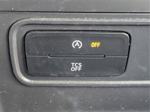Used 2018 Ford EcoSport S FWD image 19
