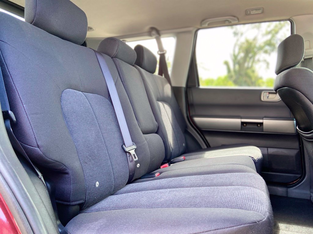 Used 2004 Mitsubishi Endeavor XLS AWD/4WD image 24