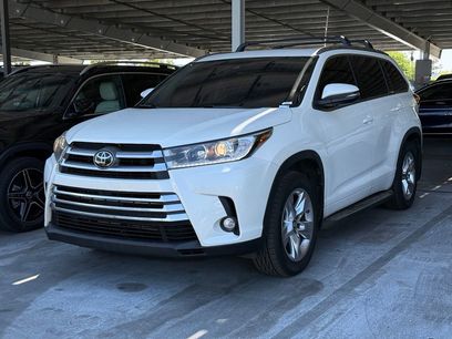 Used 2019 Toyota Highlander Limited