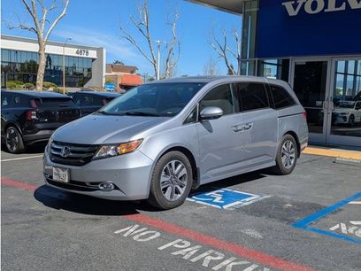 Used 2016 Honda Odyssey Touring