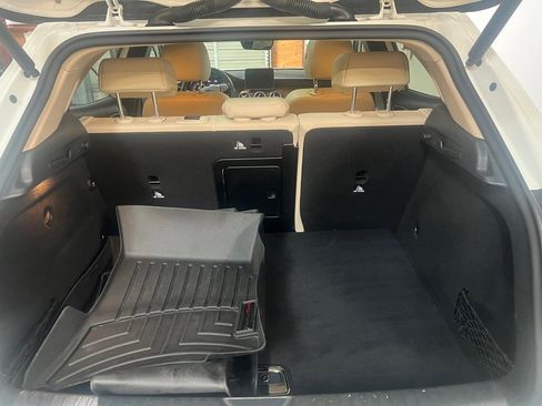 Used 2019 Mercedes-Benz GLA 250 4MATIC image 28