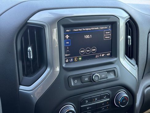 Used 2024 Chevrolet Silverado 1500 Custom Trail Boss w/ Turbomax Blackout Package image 23