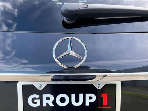 Used 2022 Mercedes-Benz GLC 300 4MATIC image 10