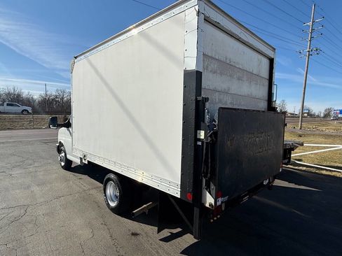 Used 2016 Chevrolet Express 3500 image 7