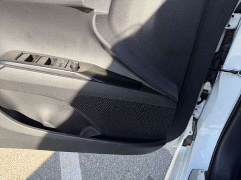 Used 2025 Toyota Camry XSE image 13