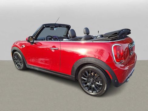 Used 2018 MINI Cooper Convertible image 5