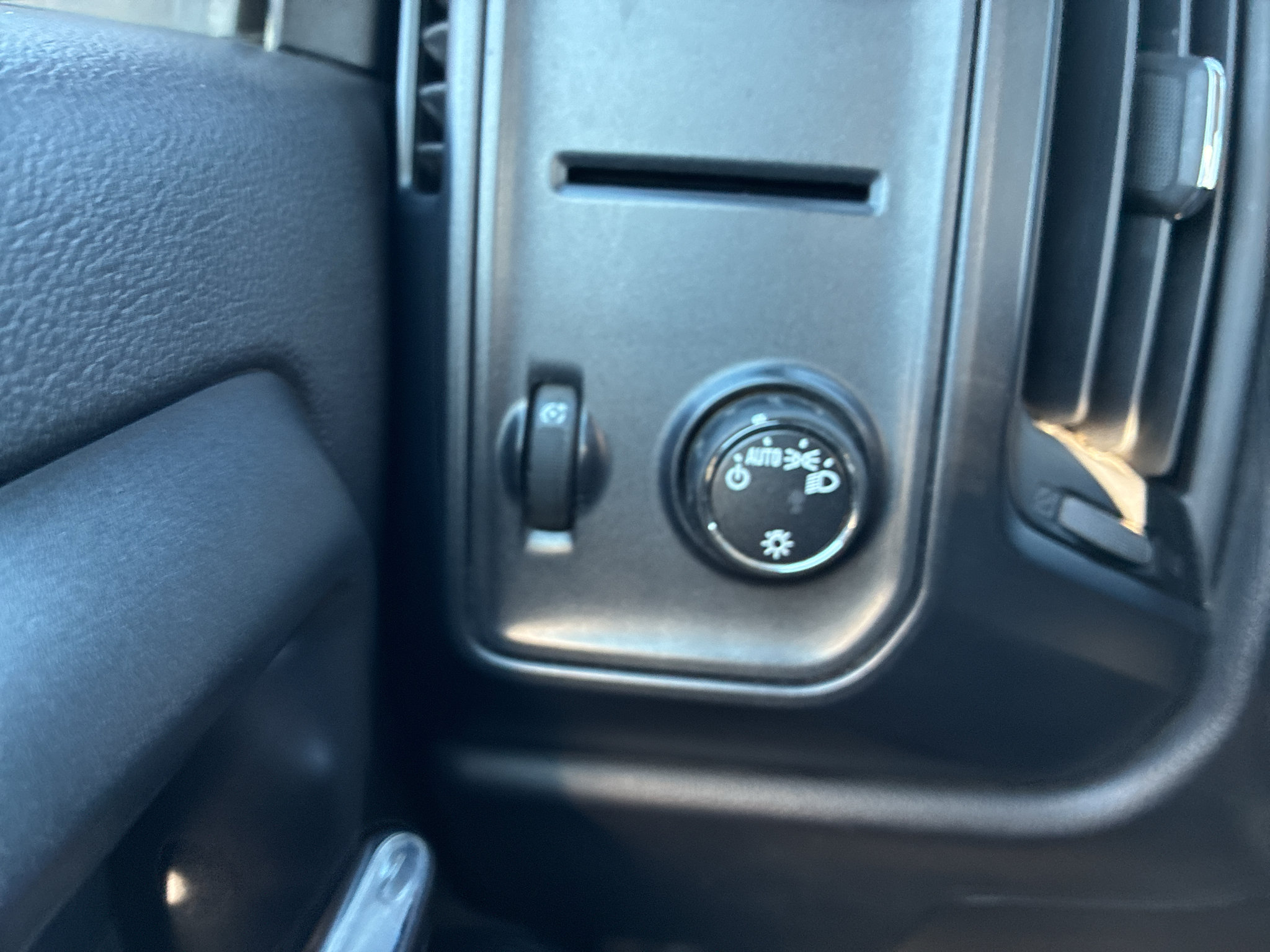 Used 2016 GMC Sierra 1500 2WD Regular Cab image 24