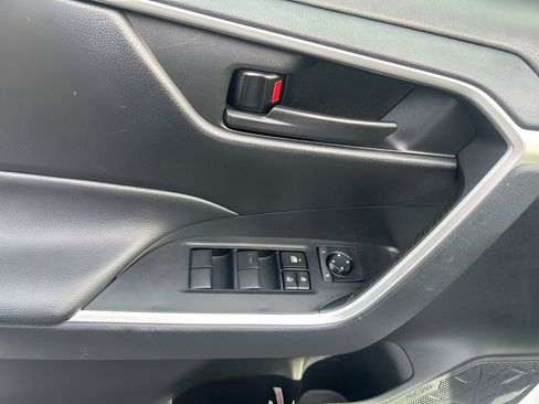 Used 2024 Toyota RAV4 LE image 20