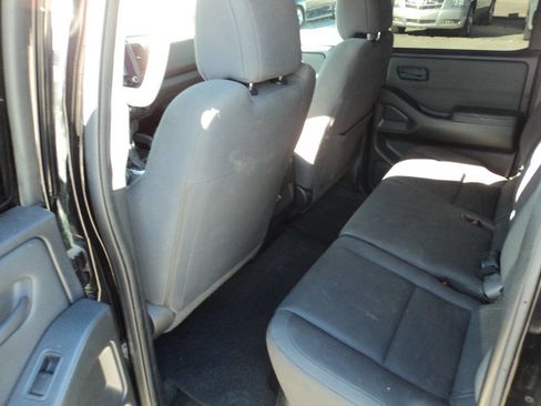 Used 2022 Nissan Frontier S w/ Technology Package image 11