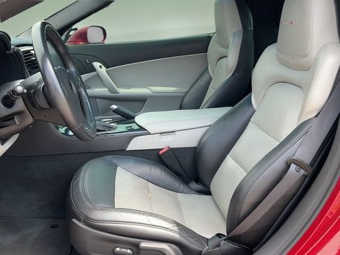 Used 2013 Chevrolet Corvette Grand Sport w/ 2LT Preferred Equipment Group RWD image 12