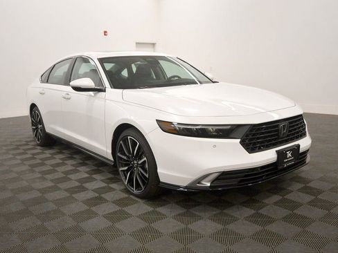 New 2025 Honda Accord Touring image 10