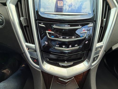 Used 2016 Cadillac SRX Luxury image 22