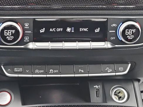 Used 2021 Audi SQ5 Premium Plus w/ Premium Plus Package image 26