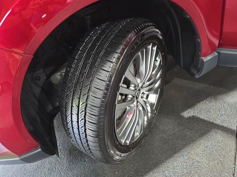 Used 2021 Toyota Venza XLE w/ Softex Package AWD/4WD image 31