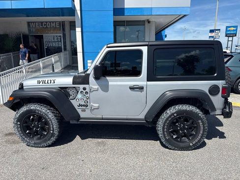 Used 2023 Jeep Wrangler Sport AWD/4WD image 8