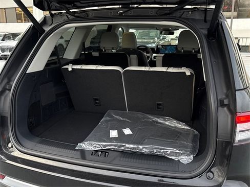 New 2025 Lincoln Aviator Reserve w/ Illumination Package image 14