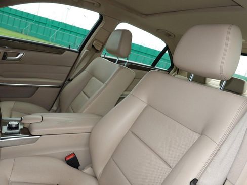 Used 2014 Mercedes-Benz E 350 Sedan image 16