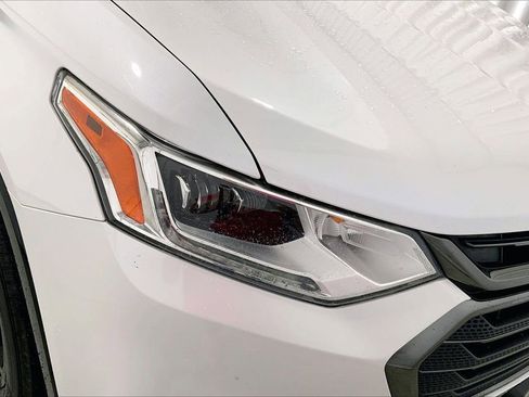 Used 2020 Chevrolet Traverse Premier w/ Redline Edition FWD image 10