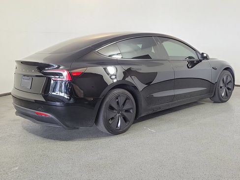 Used 2024 Tesla Model 3 Long Range RWD image 6