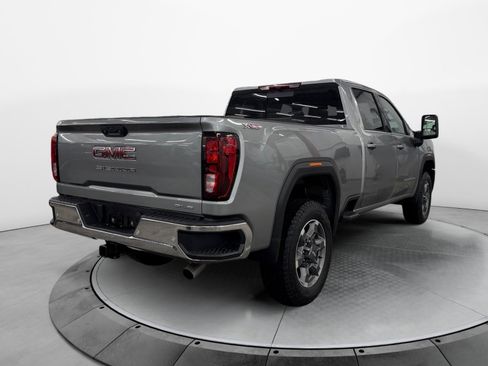 New 2026 GMC Sierra 2500 SLE w/ SLE Value Package; image 5