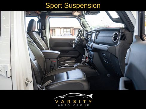 Used 2023 Jeep Wrangler Unlimited Sahara w/ Cold Weather Group image 27