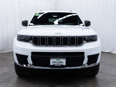 Used 2025 Jeep Grand Cherokee L Laredo w/ Luxury Tech Group I AWD/4WD image 2