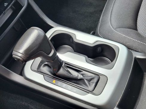 Used 2018 Chevrolet Colorado LT w/ LT Convenience Package AWD/4WD image 20