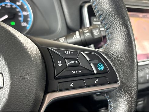 Used 2021 Nissan Leaf SV w/ SV Technology Package image 15