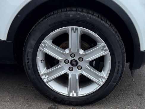 Used 2013 Land Rover Range Rover Evoque Pure Premium image 11