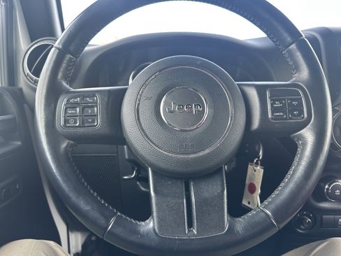 Used 2017 Jeep Wrangler Unlimited Sport w/ Quick Order Package 24S AWD/4WD image 18