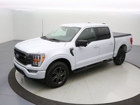 Certified 2022 Ford F150 XLT w/ Equipment Group 302A High image 9