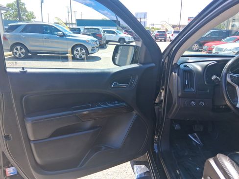Used 2016 GMC Canyon SLT w/ Driver Alert Package AWD/4WD image 9