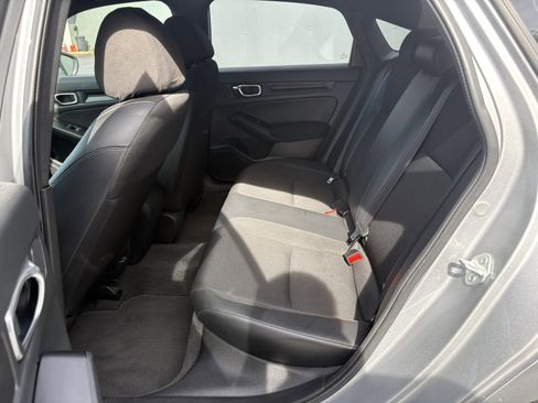 Used 2023 Honda Civic Sport image 19