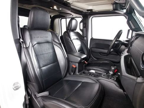Used 2020 Jeep Gladiator Overland AWD/4WD image 19