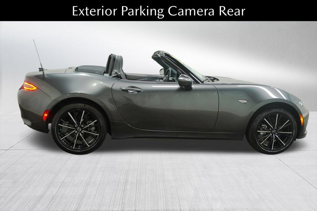 Certified 2025 MAZDA MX-5 Miata Grand Touring RWD image 10