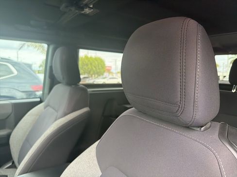 Used 2022 Ford Bronco Big Bend image 10