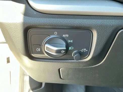 Used 2016 Audi A3 1.8T Premium image 34