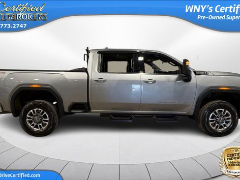 Used 2025 GMC Sierra 2500 SLE w/ SLE Value Package; AWD/4WD image 4