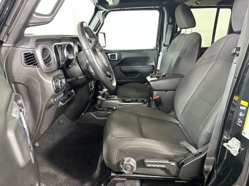 Used 2023 Jeep Wrangler Unlimited w/ Cold Weather Group image 11