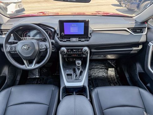 Certified 2025 Toyota RAV4 XLE Premium FWD image 40