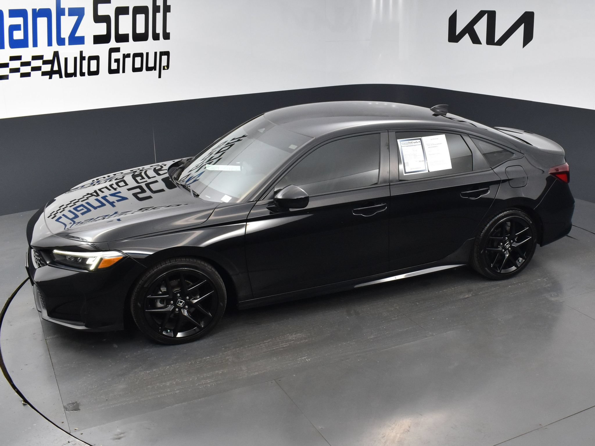 Used 2025 Honda Civic Sport image 10